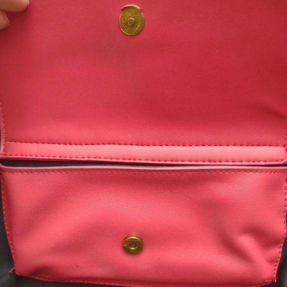 Karl Lagerfeld Paris Amour Large Tote - Picture 5 of 5